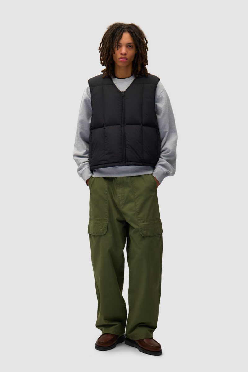 AW25-130VBLACK1.jpg AW25-130VBLACK1.jpg