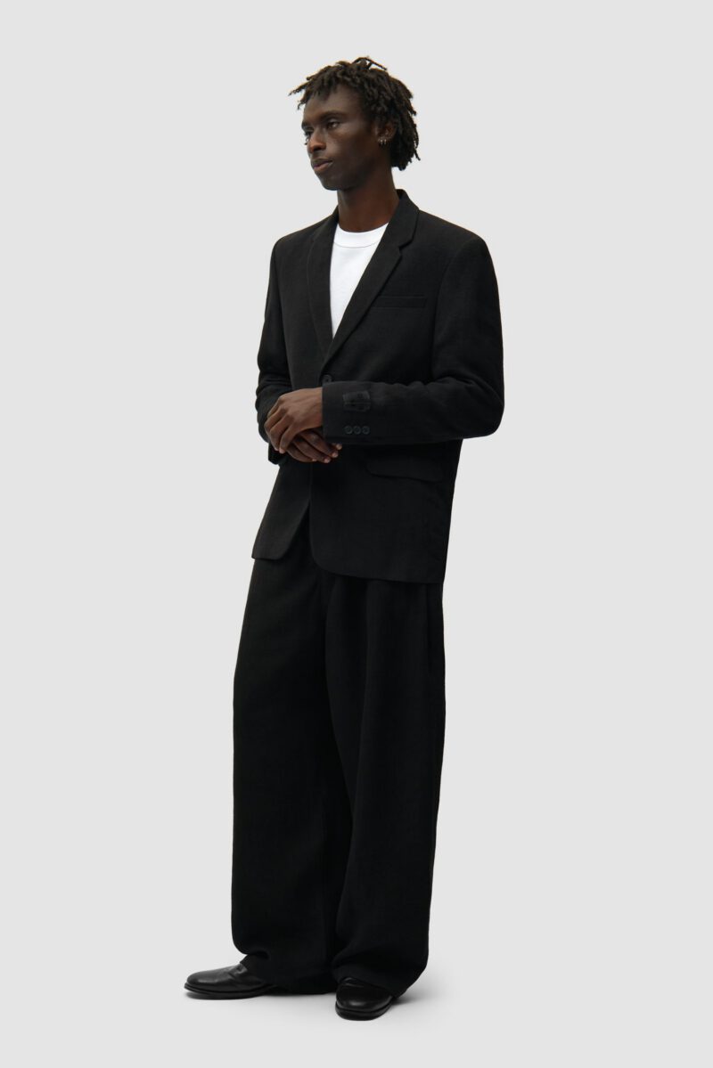 SS26-014JBLACK6.jpg SS26-014JBLACK6.jpg