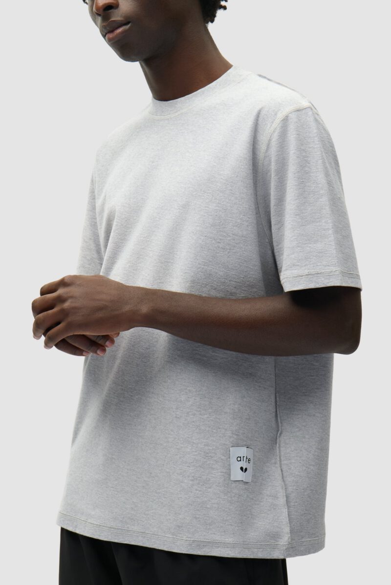 SS26-190TGREY6.jpg SS26-190TGREY6.jpg