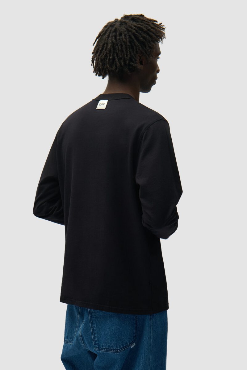 SS26-192LSBLACK12.jpg SS26-192LSBLACK12.jpg